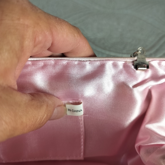 2/$30‎ Handmade Petal Pink Satin Womens Formal Womens Purse Handbag Whimsical - Picture 10 of 15